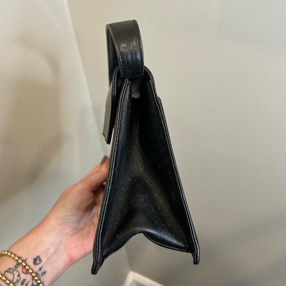 Gnuyki Vintage Designer Handbag - Picture 7 of 8